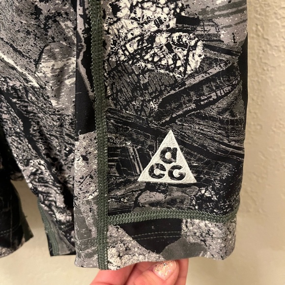 Nike Trail Running Shorts - Picture 3 of 3